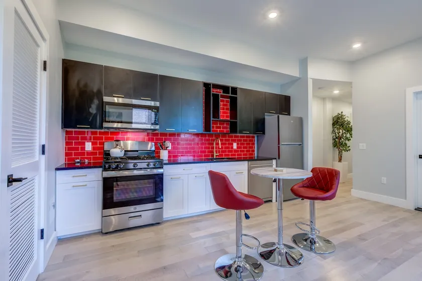 Luxury 2BR | Designer Theme • Near NYC/PATH - Image 1