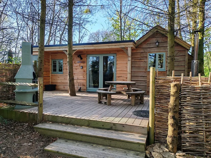 Luxury amazing lodge with Private hot-tub & BBQ - Image 1