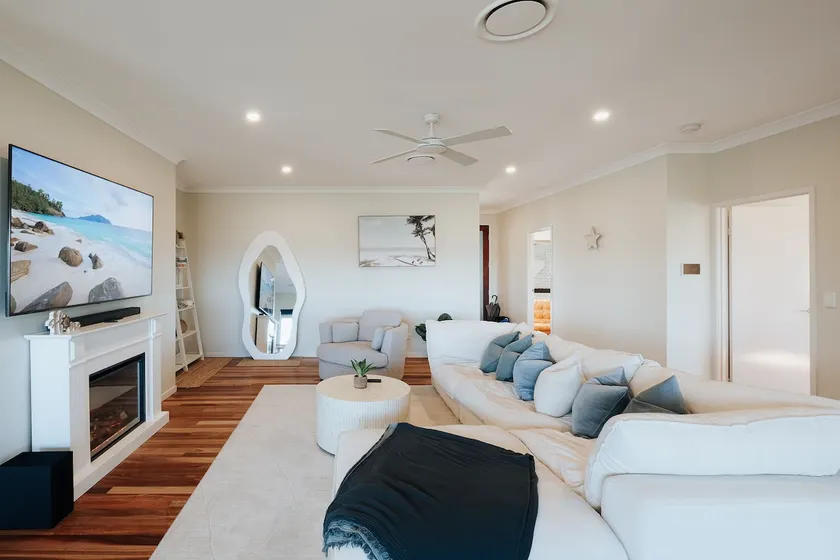 Private Beach Oasis Secluded Retreat at Beachmere - Image 1