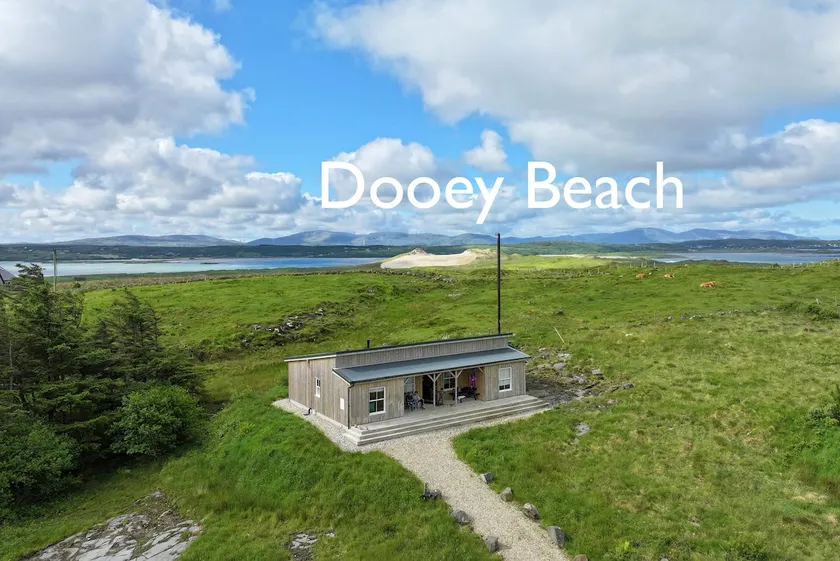 Architect's family beach house at Dooey, Dogs ok - Image 1