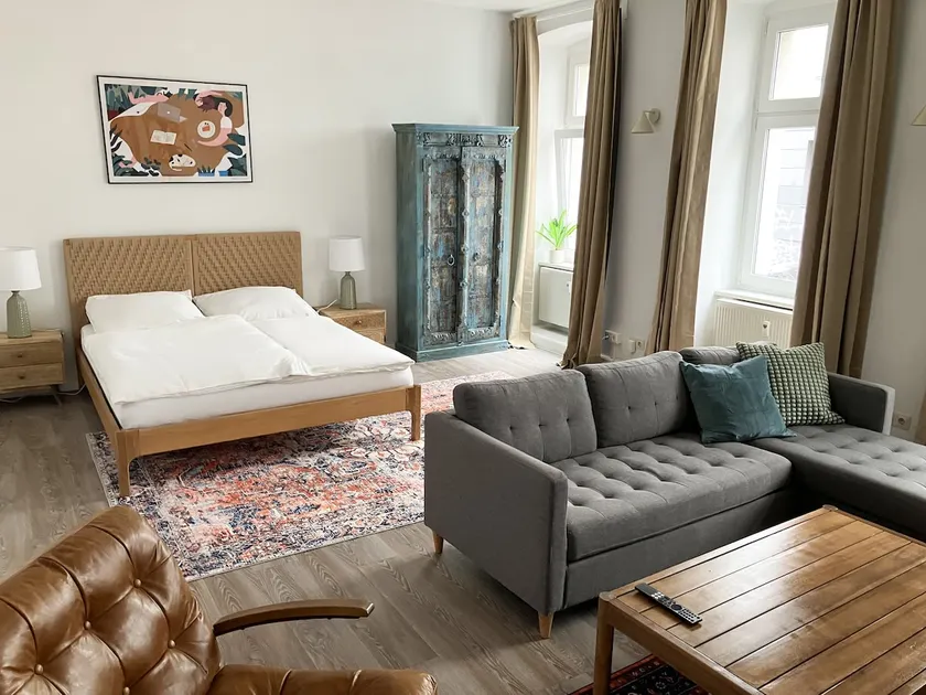 2 bedroom apartment cozy & central - Image 1
