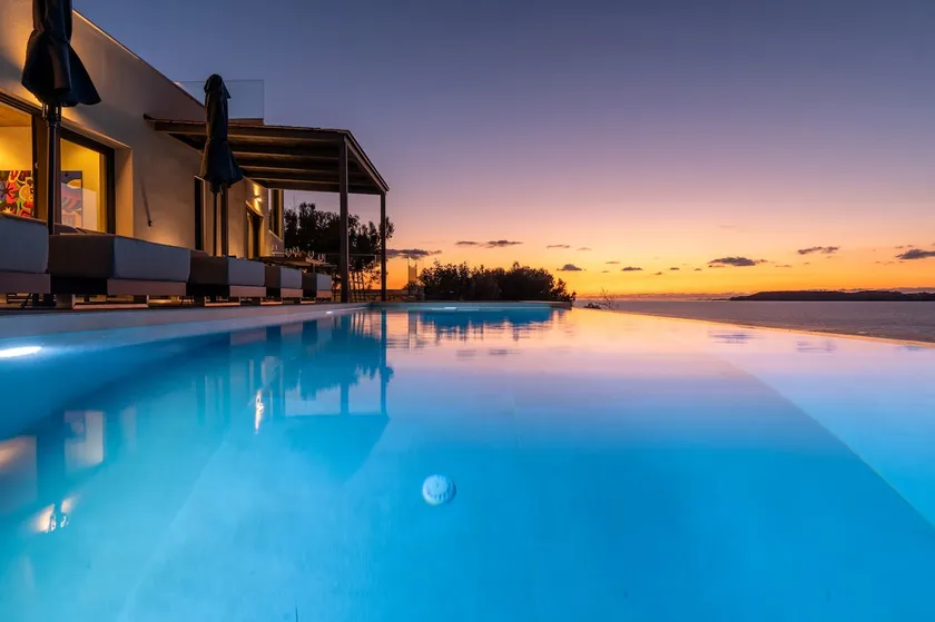Almos Villas - Image 1