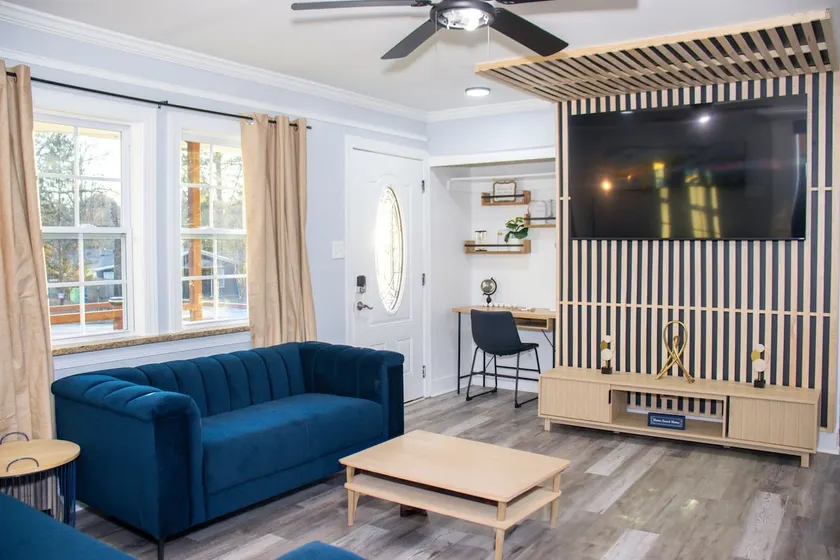 Close to downtown Raleigh|Spacious Family Friendly - Image 1