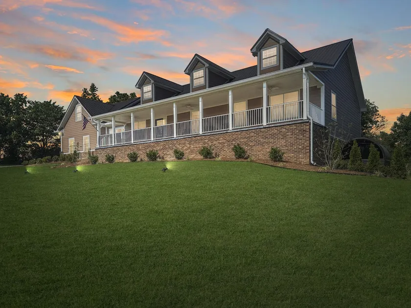 Backroads and Barrels Bourbon Trail Retreat - Image 1