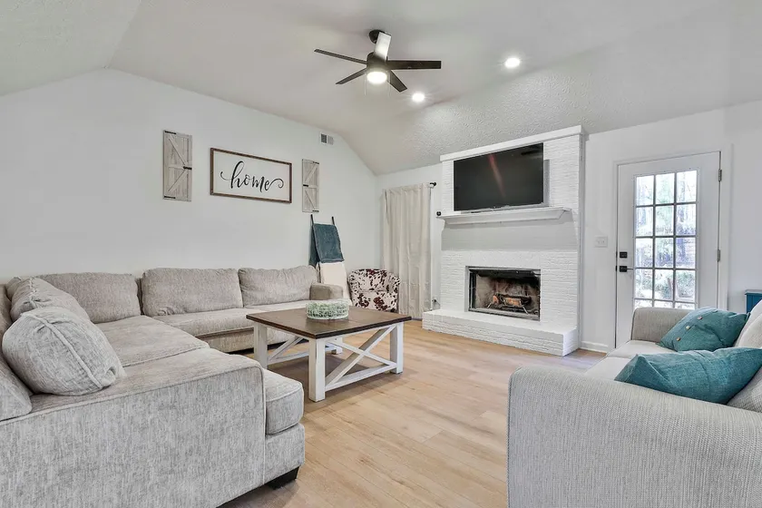 $99 nights | Sleeps 7 | Close I-85 Access - Image 1