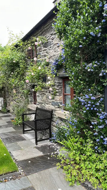 Riverrun Cottage - Image 1