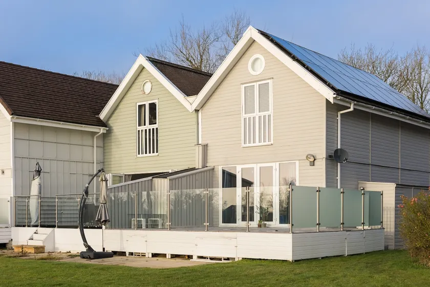 Cotswolds Lakeside Lodge - Nesbitt's Nest - Image 1