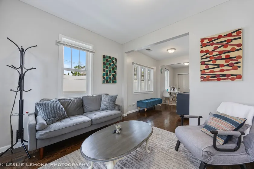 Big Tiny House by Metra to Chicago pet friendly! - Image 1