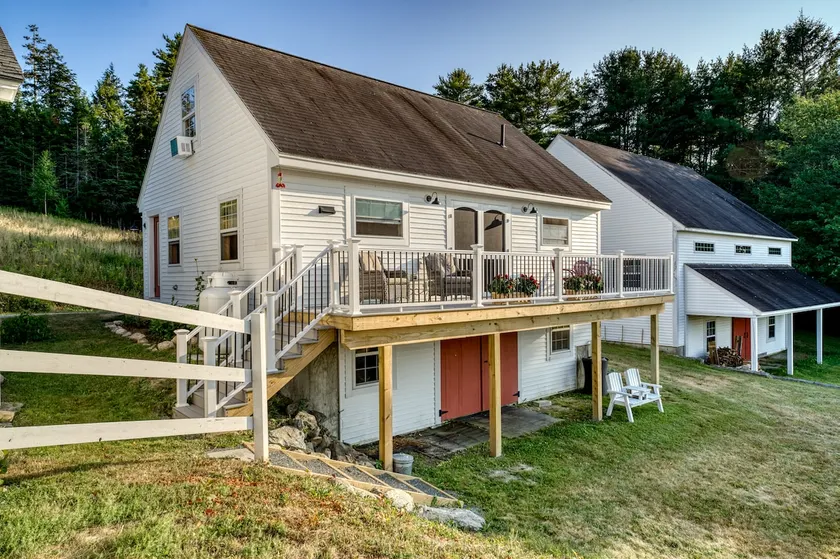 Sunset Farm Guest Cottage - Image 1