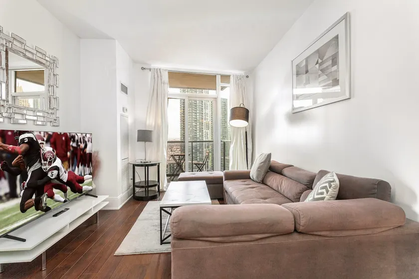 Luxurious 2BR/2BATH Condo- Steps from Square One - Image 1
