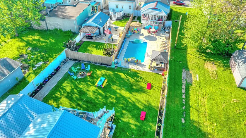 Round House SanduskY: Heated In Ground Pool! - Image 1