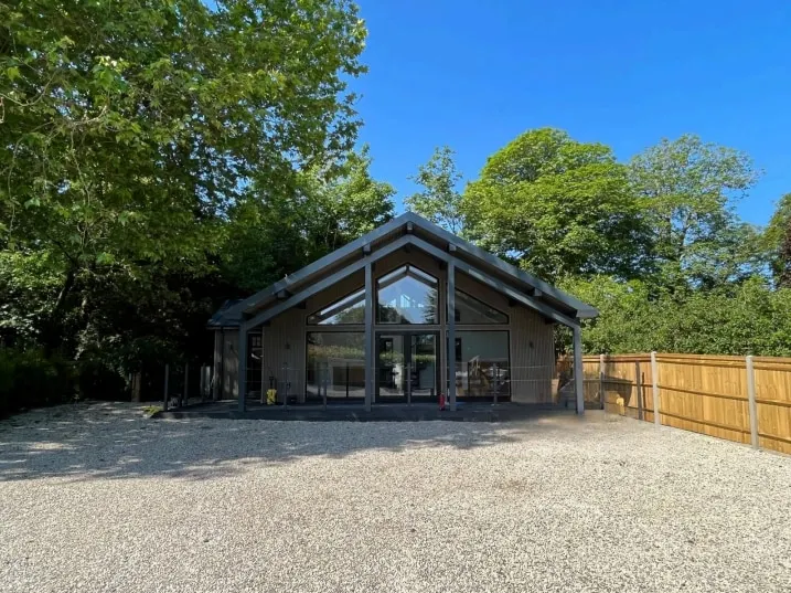 Coachmans Lodge - Image 1