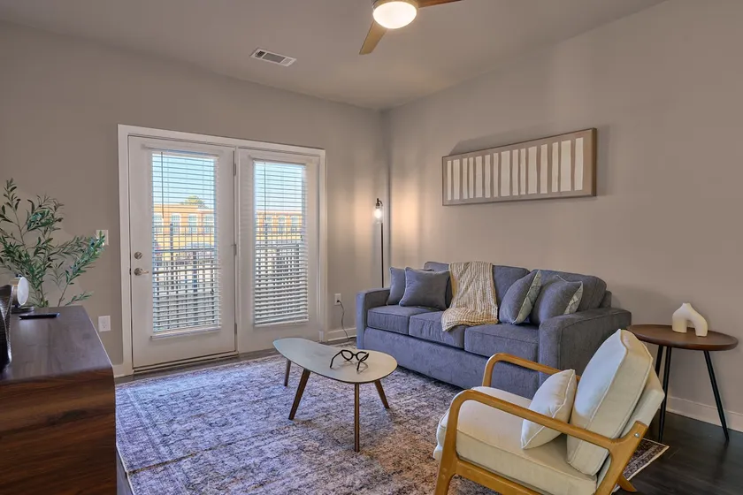 Comfy 2BD Abode Mins from DT Clayton | Pool | Gym - Image 1