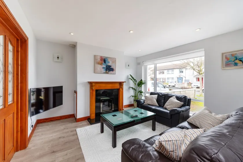 Dublin City Centre Modern 3 Bedroom House - Image 1