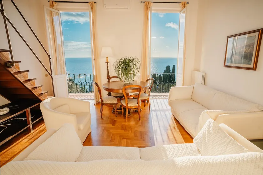 Elegance on the Sea - with wifi 200 meters from the sea - Image 1
