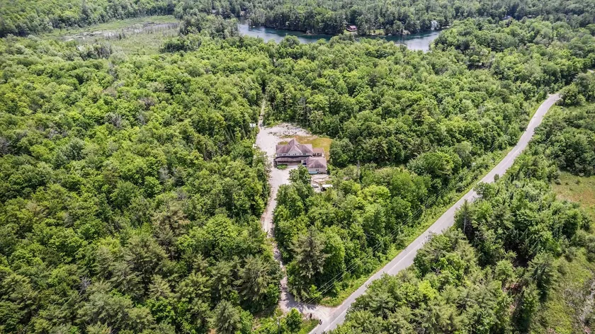 Luxury Lakefront Villa • 10BR • Beach • Sleeps 30 - Image 1