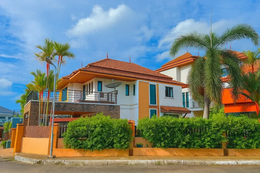 Pool Villa 4 Bedrooms SEA View Free Boat Daily - Image 1