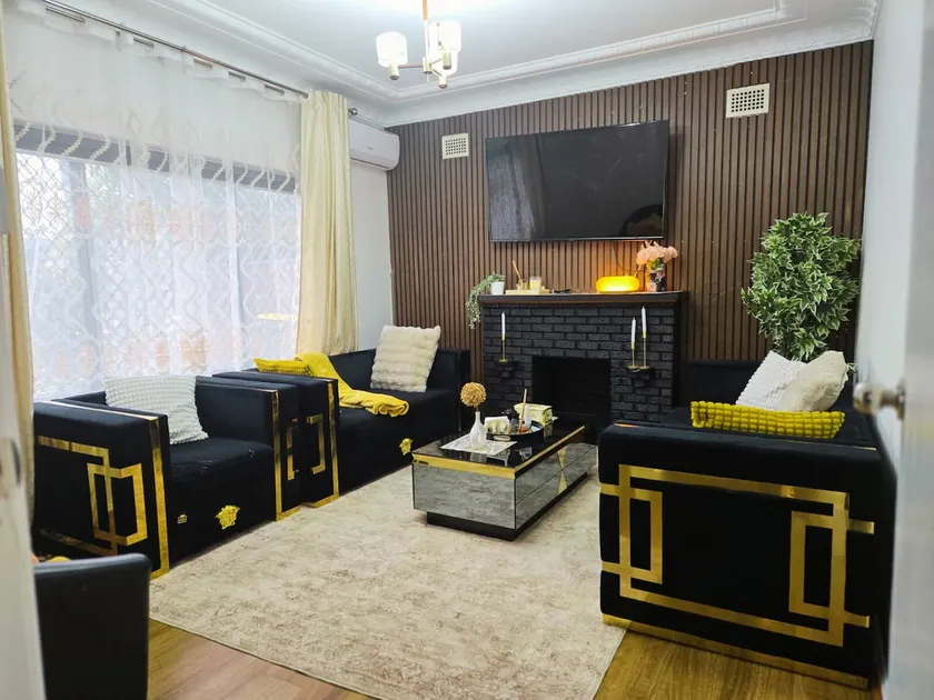 Cosy home in Blacktown - Image 1