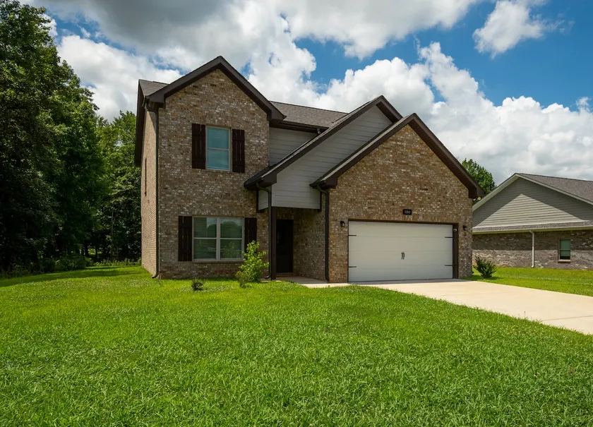 Cute Farmhouse in New Market - Image 1