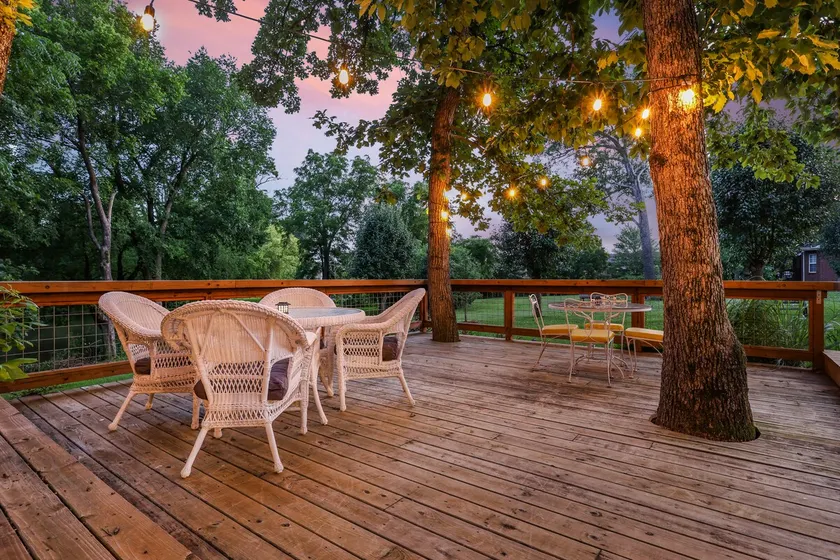 Creekside Comfort | Private Creek In Backyard - Image 1