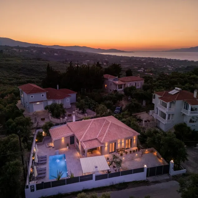 Xenessa Elegant Villa, 4-Bedroom Private Pool Retreat by Villa Mana Gers - Image 1