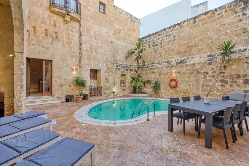 Unique house w pool in central Malta by SF HOMES - Image 1