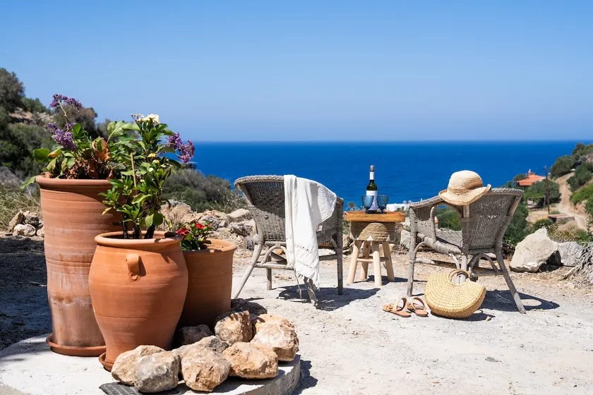 Mochlos Chalet with a Sea View - Image 1