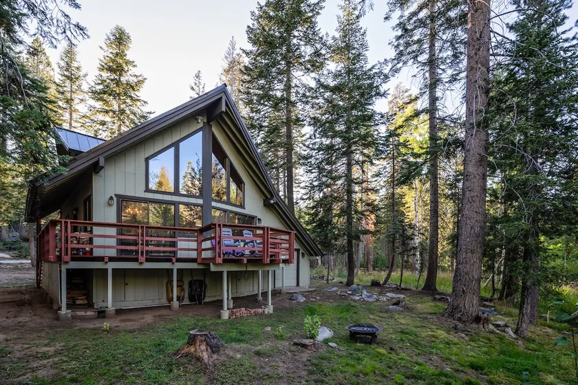 Little Meadow Cabin | Rustic Secluded Cozy Retreat - Image 1