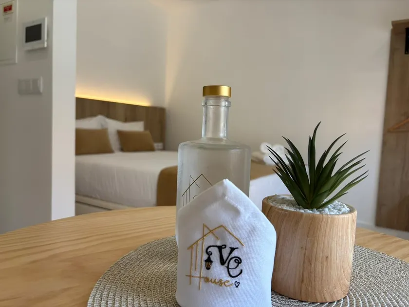 VC House, Studio R, in the heart of Coimbra - Image 1