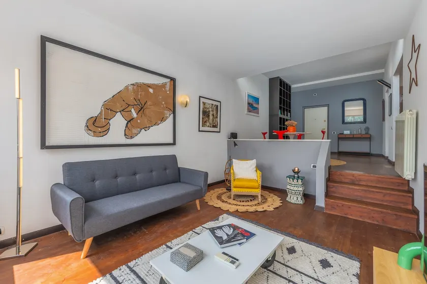 2 min to Metro, 8 min to RHO Fiera, Air Conditioning - Image 1