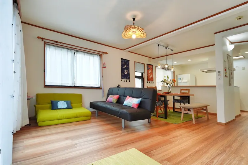 MAX 11 PPL Free parking available丨5 min walk sta - Image 1