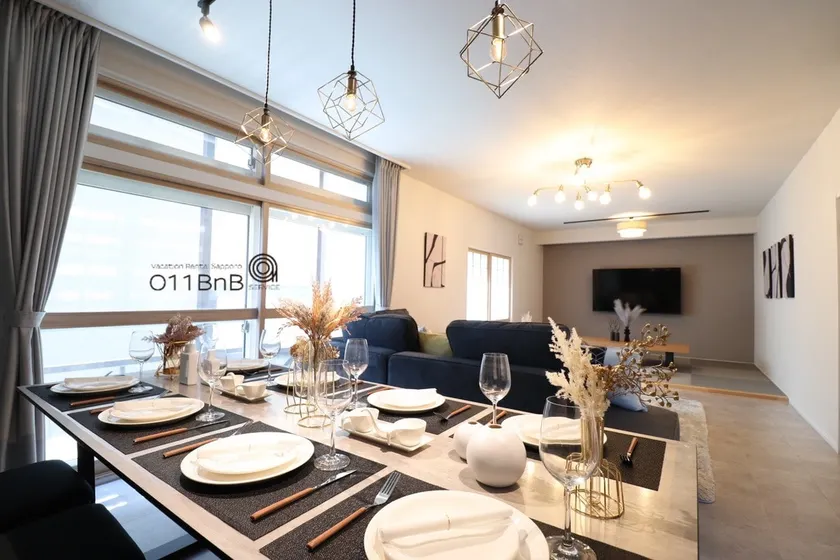 LF / Great access for travel by rental car / 2 bathrooms / 2 toilets / 4 bedrooms / Free parking for 2 cars - Image 1