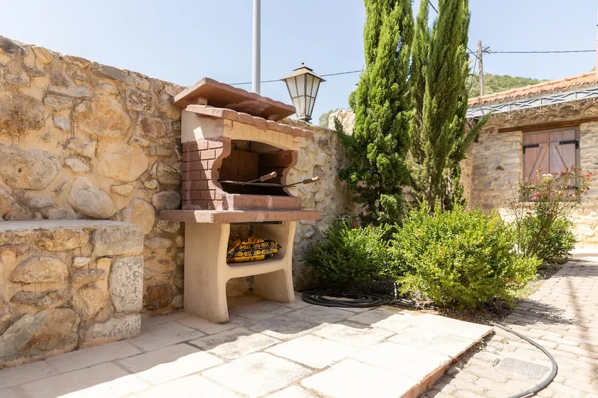 Pelasgos Guesthouse 2 - Image 1