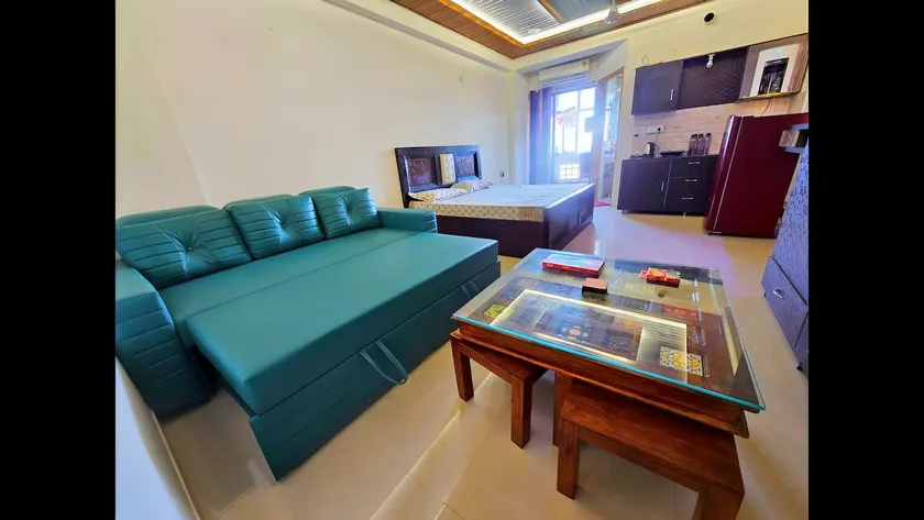Premvan Studio Near Temples |car parking - Image 1