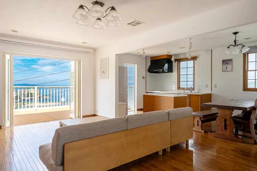 A private villa in Kodai overlooking the sea | Parking for 2 cars | Umi no Oka VILLA Izutoga - Image 1