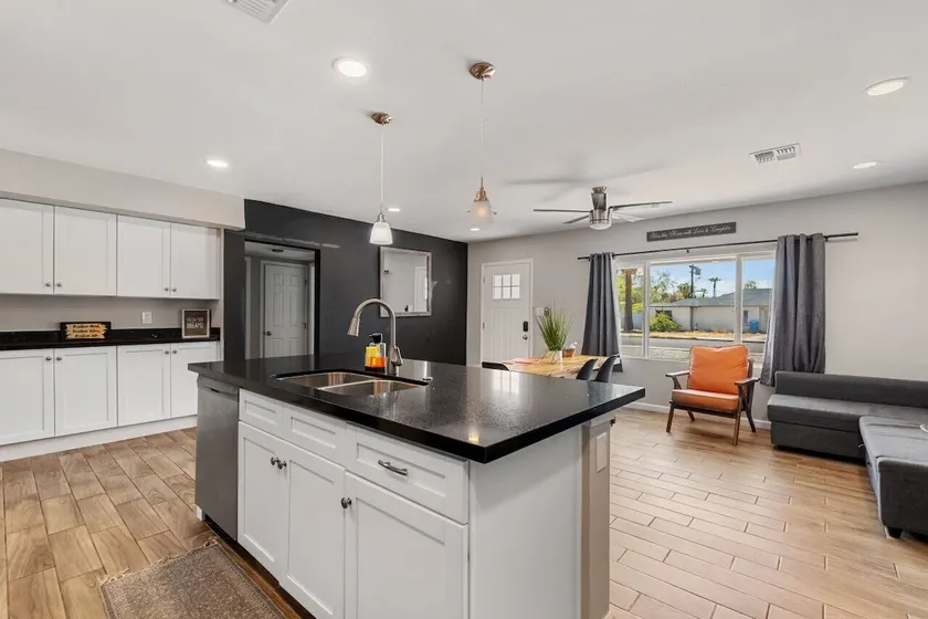 Modern Midtown Home-Unit A - Image 1