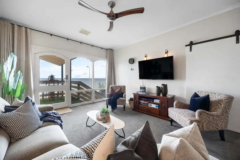 Horizon 235 - Seaview Hideaway on the Esplanade - Image 1