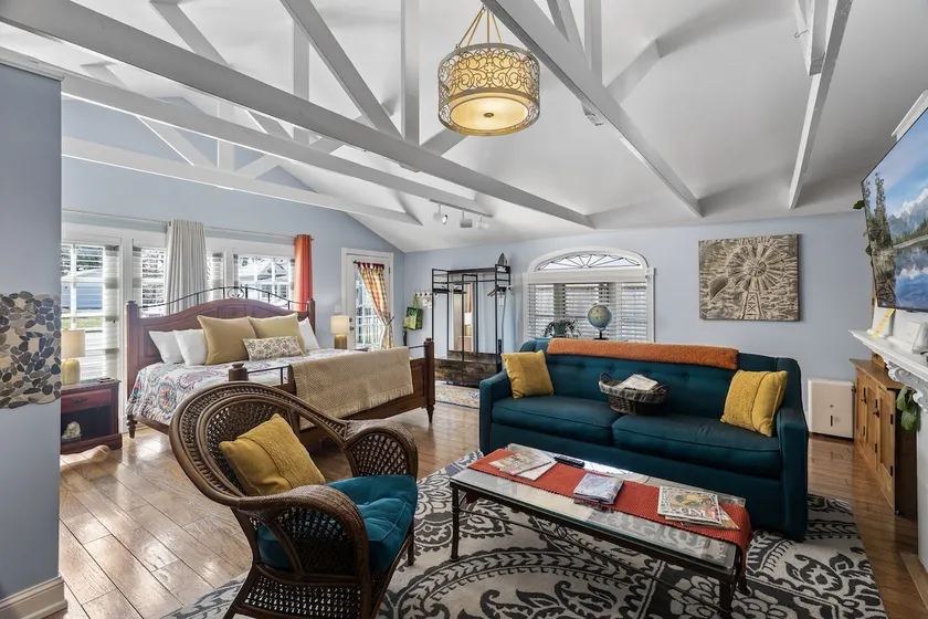 The Sunny Studio Cottage - Image 1