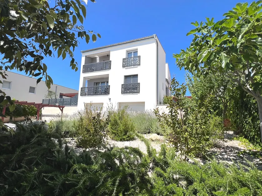 Villa Santolina - Image 1