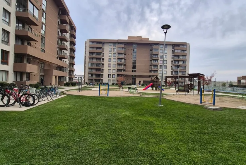 Comfortable apartment with terrace - Image 1