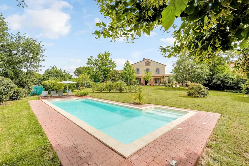 Mansion and Gite 15 People - Image 1