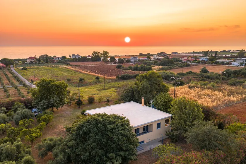 Santa Domenica Summer House - Image 1