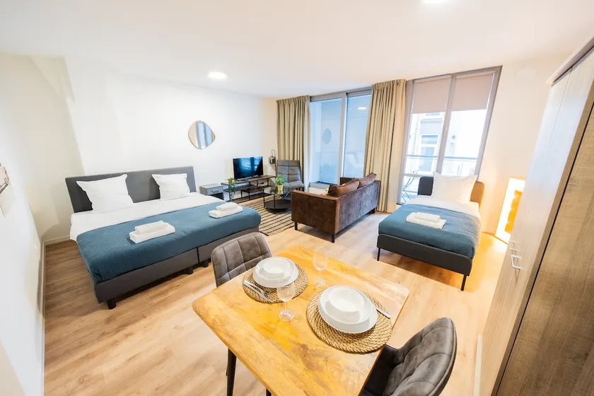 Dockside Nest Studio PRH - 44SQM - Image 1