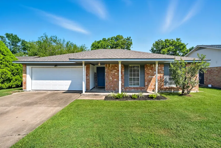 Clean & Cozy 3BR - NASA/Clear Lake/Webster Area - Image 1