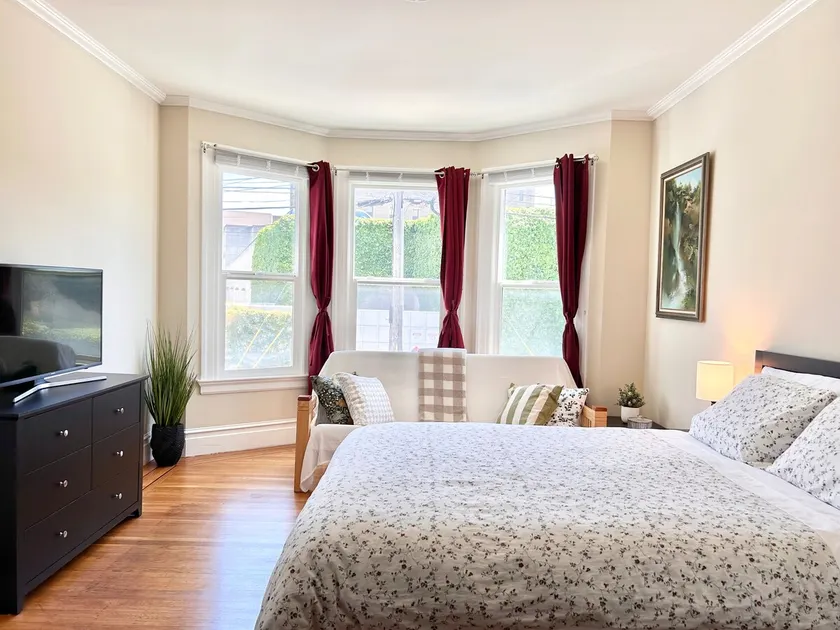 Cozy Hidden Gem in Mission - Image 1