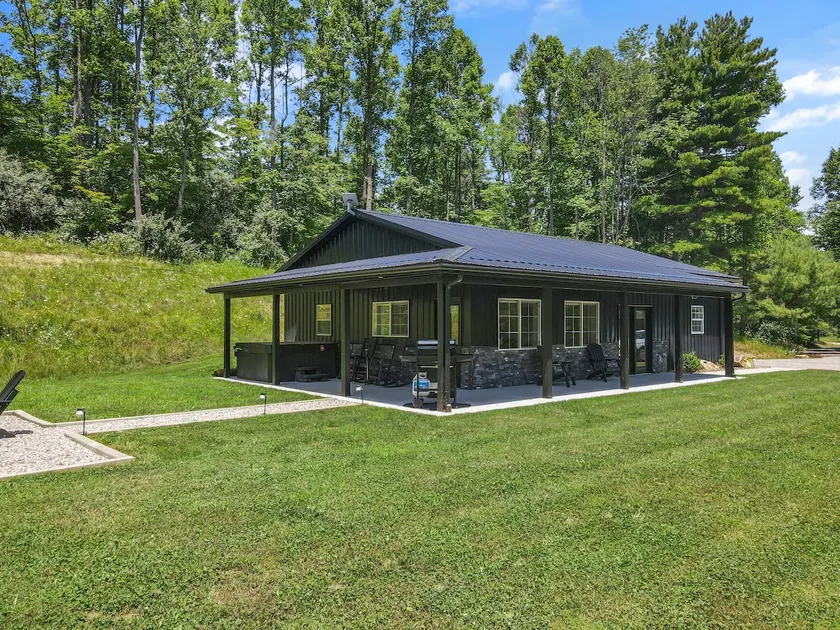 Tucked-Away Treasure | Modern Cabin Escape - Image 1
