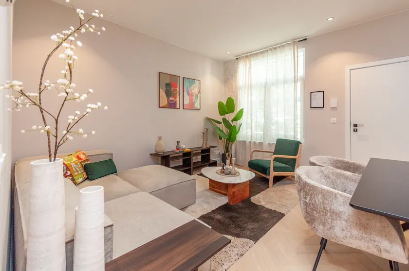 Stylish two Bedroom Apartment in Antwerp - Image 1