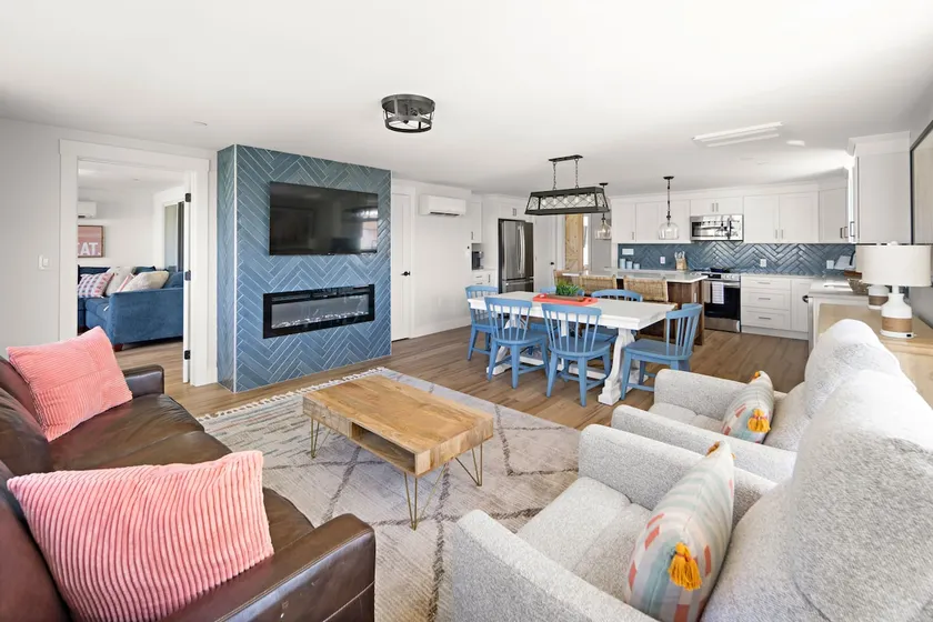 *NEW Beachside Bungalow|5Bd|SunsetView - Image 1