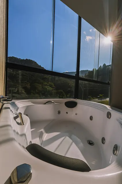 Casa Colina - Whirlpool and beer cooler. - Image 1