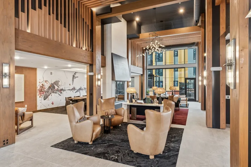 Stylish 2 Bd Suburban Escape - Minutes from MOA! - Image 1